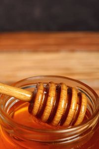 عرضه عسل گون انگبین با کیفیت و ممتاز